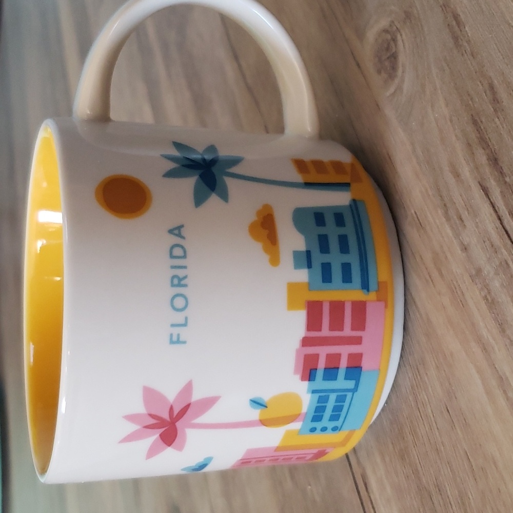 Starbucks Florida You Are Here Starbucks collector’s mug.